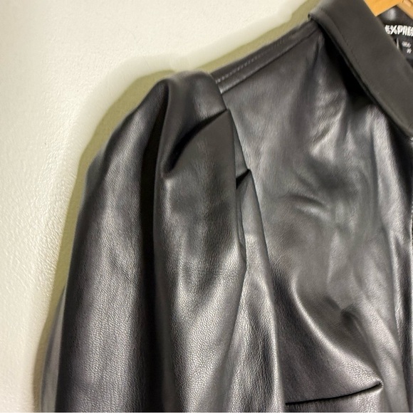 Express Women’s Black Faux Leather Ruffle Shoulder Button-Up Shirt Size XS NWT - Picture 6 of 7